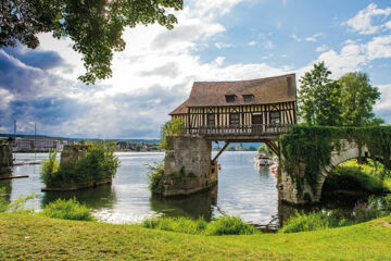 CHÂTEAU CORNEILLE (B&B) Vieux Villez